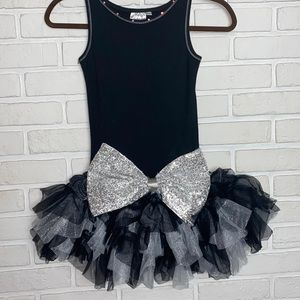 Ooh! la La couture dress. Black and silver: beautiful big bow.